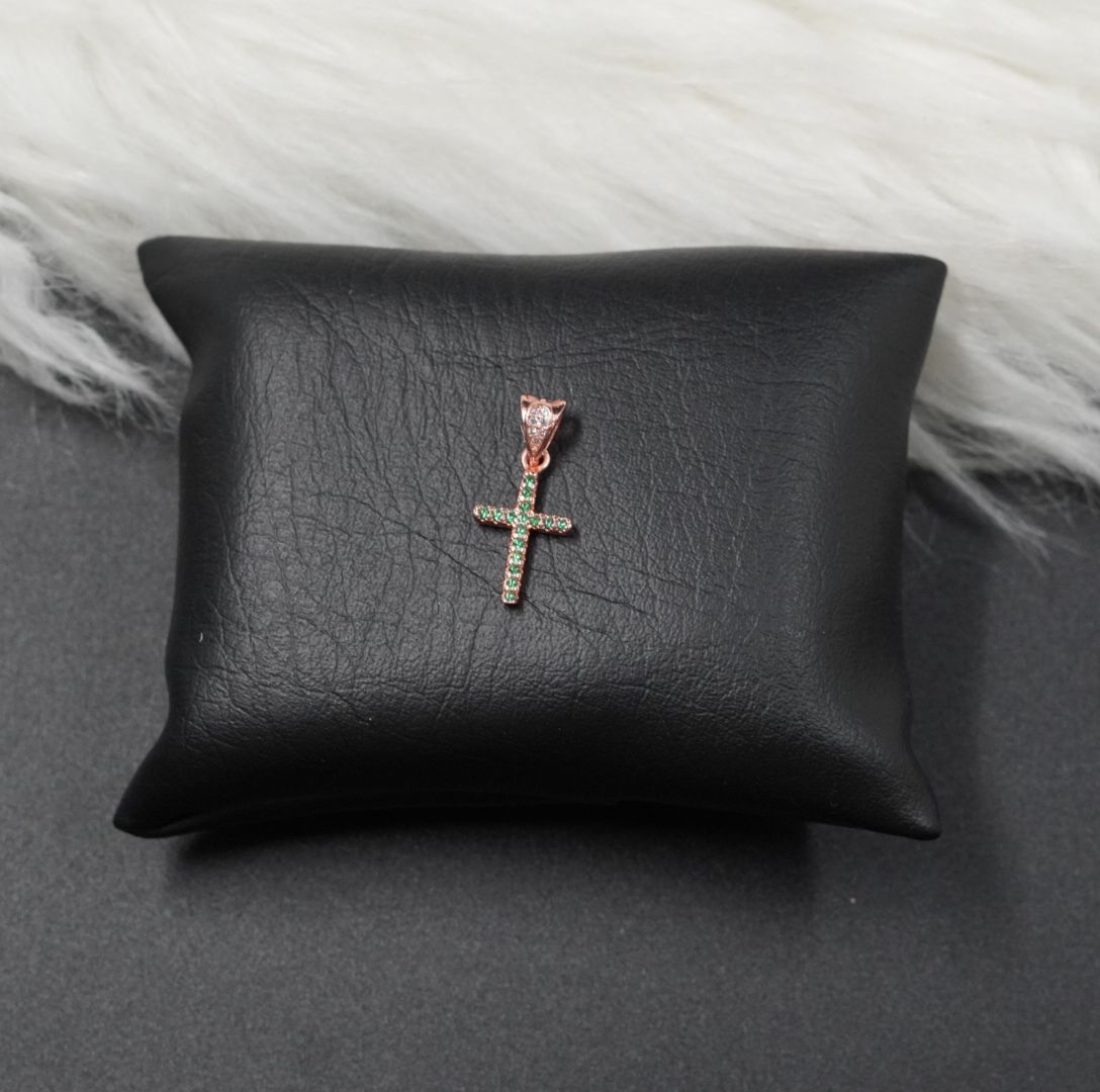 DIJE CRUZ PEQUE DORADO PIEDRA VERDE