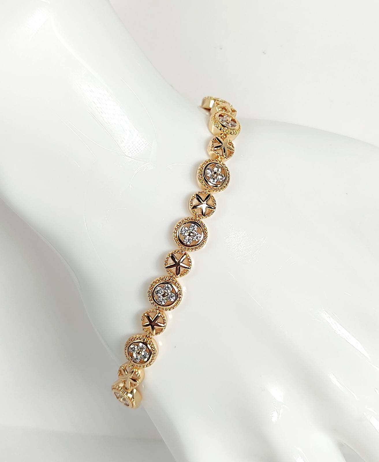 MANILLA DE VANCLIF Y  ESTRELLAS