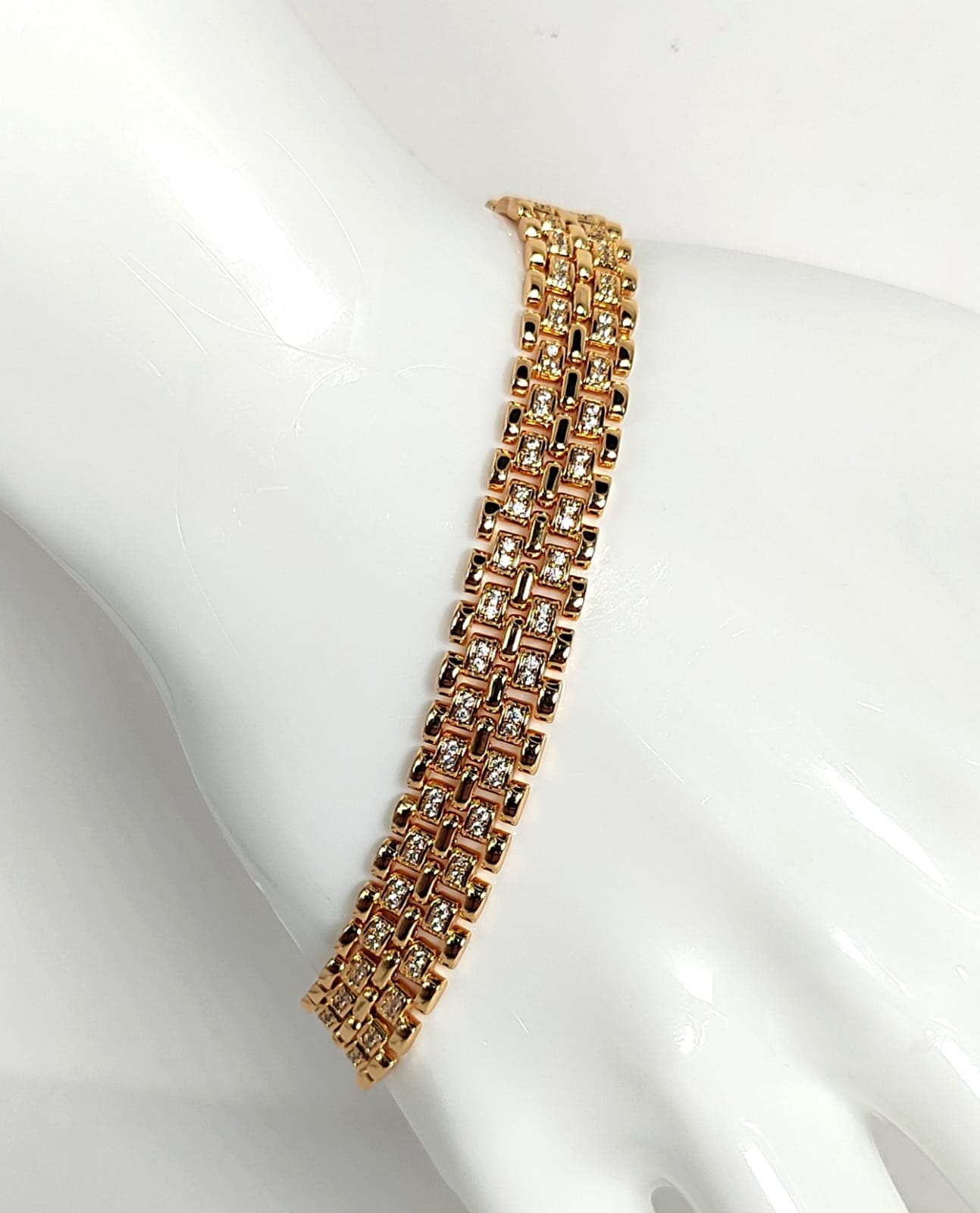 MANILLA DE TRENZA DORADA